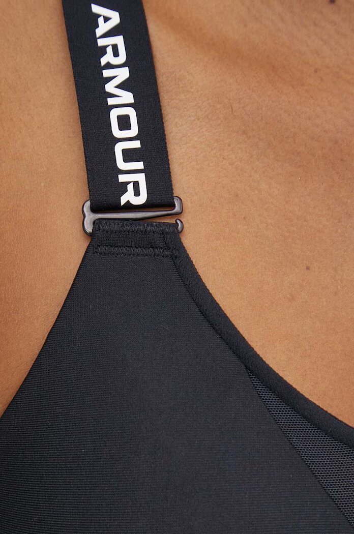 Under Armour спортен сутиен Infinity черен 1384112