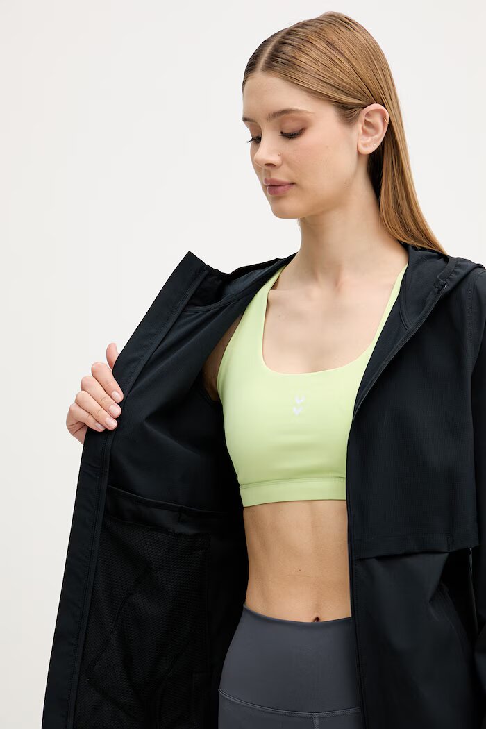 Under Armour спортно яке дамско Velociti черно 6009542