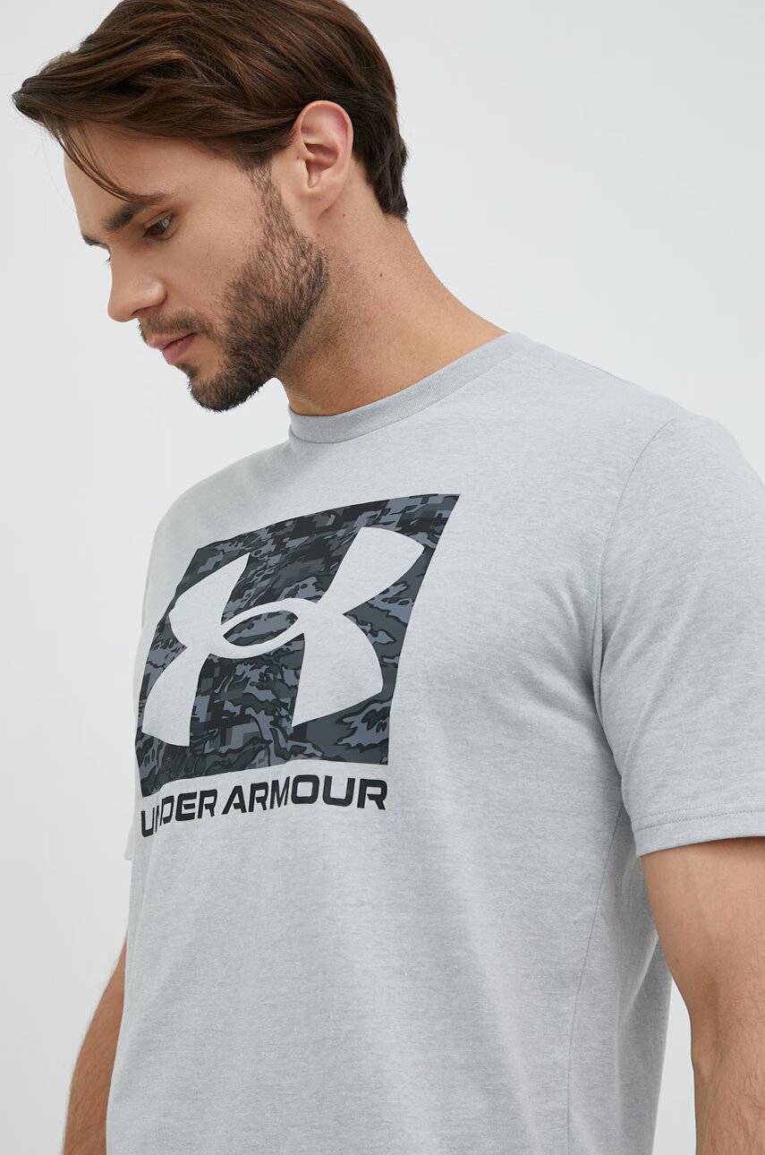 Under Armour Тениска