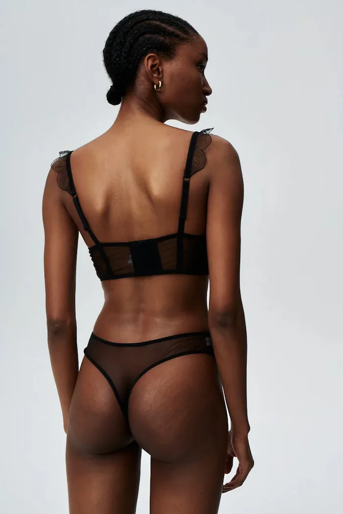 Undress code Прашки 582 Bliss Thong Black в черно от полупрозрачна материя
