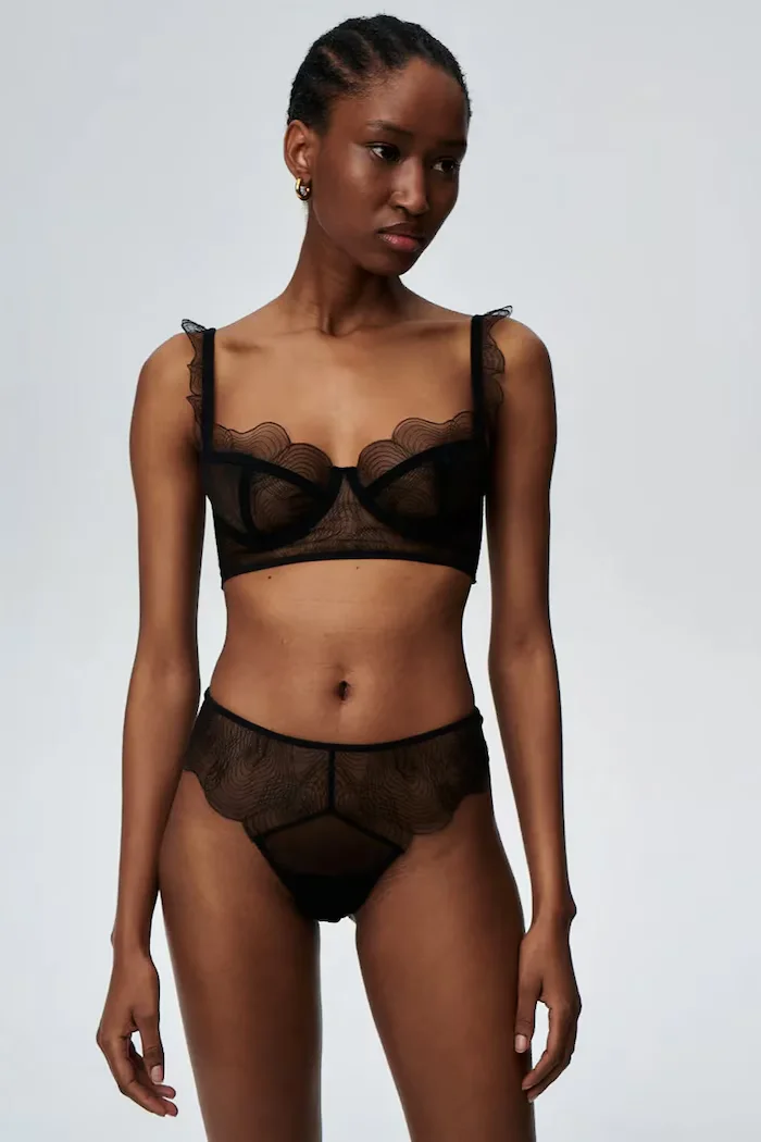 Undress code Сутиен 581 Bliss Bra Black в черно от полупрозрачна материя с десен