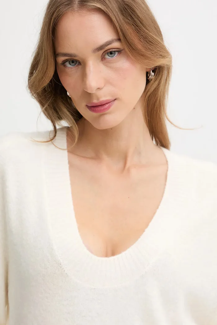 United Colors of Benetton Пуловер в бежово от лека материя 11CZD10FD