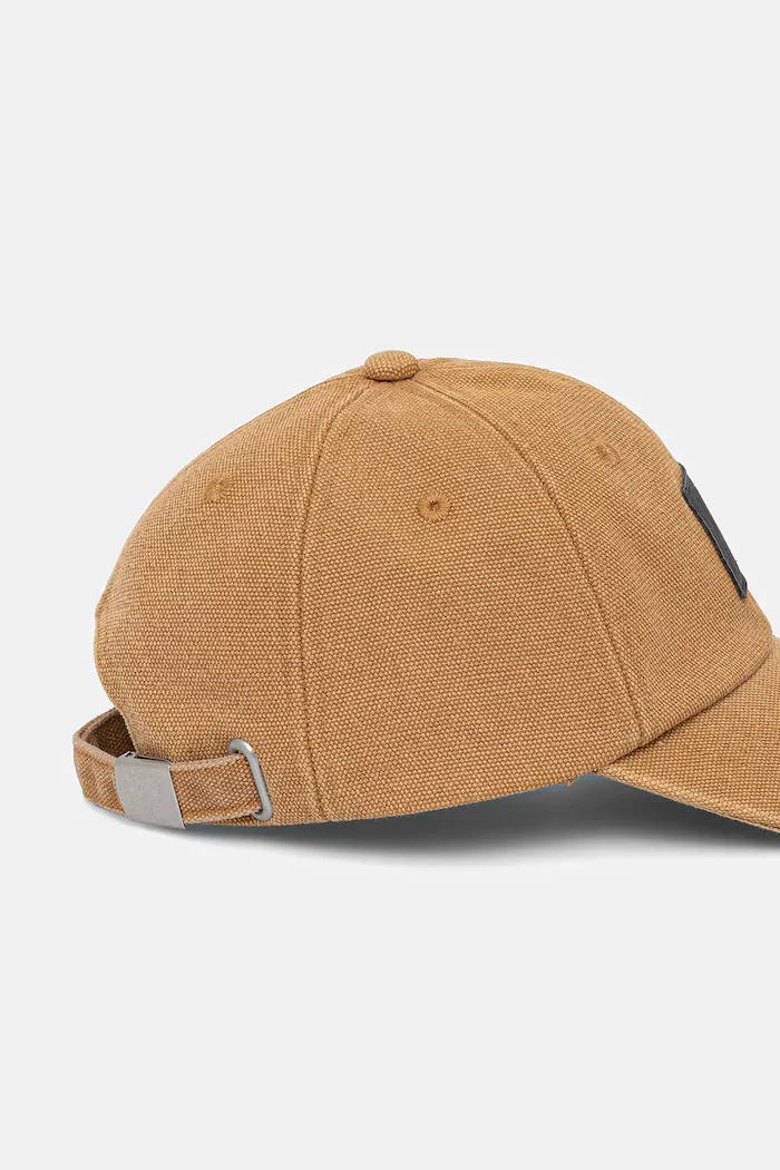 United Colors of Benetton Шапка с козирка в кафяво с изчистен дизайн 6T8JCA02G