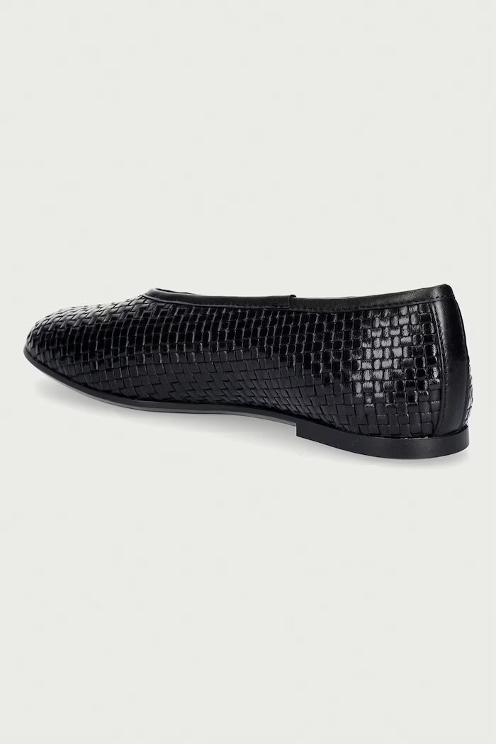 Vagabond Shoemakers балеринки от кожа ALEYA черни 6219-125-20
