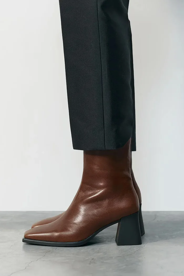 Vagabond Shoemakers боти дамски от кожа HEDDA кафяви 5002-001-26