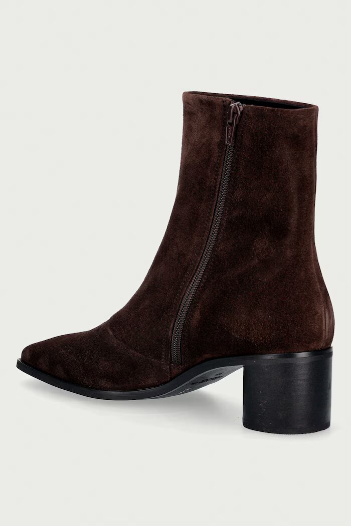Vagabond Shoemakers боти дамски от велур FAY кафяви 6100-040-31