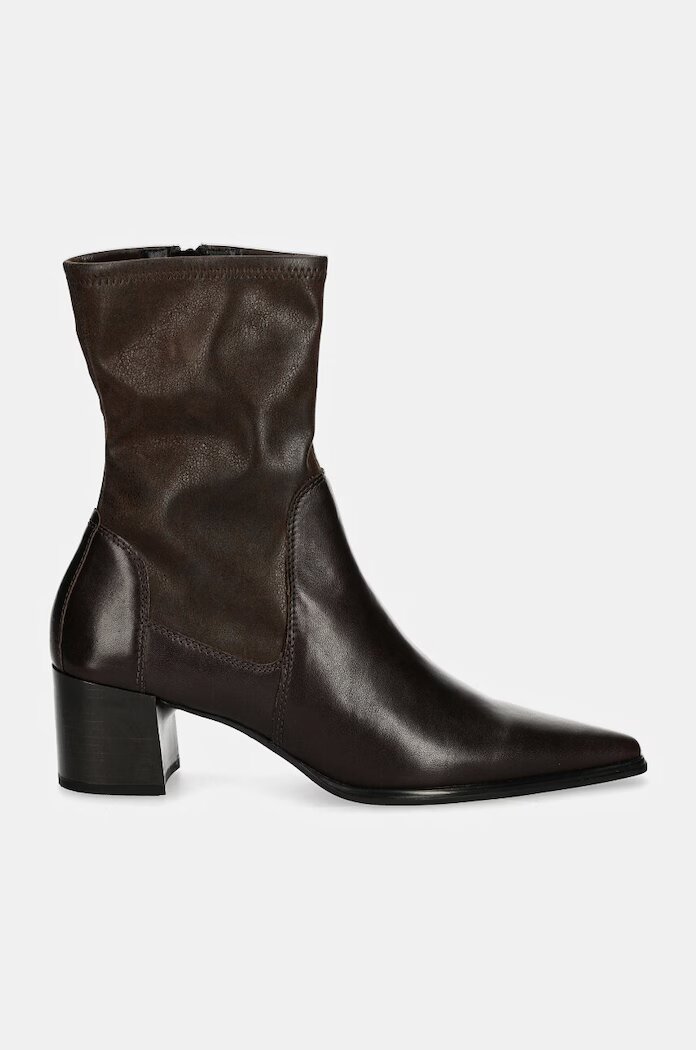 Vagabond Shoemakers Боти GISELLE в кафяво с дебел ток 5654-202-35