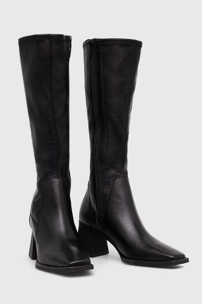 Vagabond Shoemakers Ботуши HEDDA в черно с дебел ток 5602.202.20