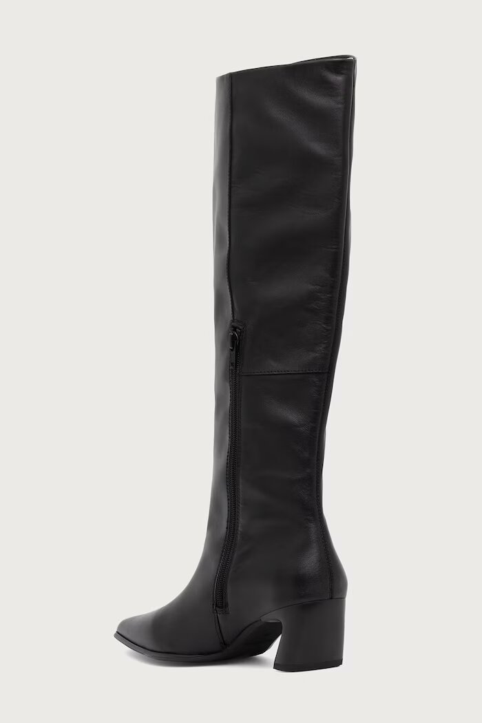 Vagabond Shoemakers ботуши под коляното дамски от кожа ILONA черни 6232-201-20