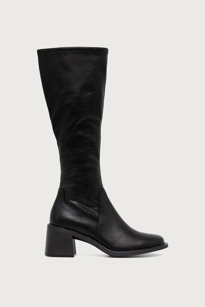 Vagabond Shoemakers ботуши под коляното дамски от кожа VEGA черни 6251-102-20