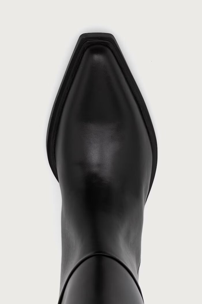 Vagabond Shoemakers ботуши под коляното с нисък ток дамски от кожа KELSEY черни 6210-201-20