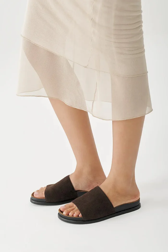 Vagabond Shoemakers чехли дамски от велур EFFIE кафяви 5922-440-31