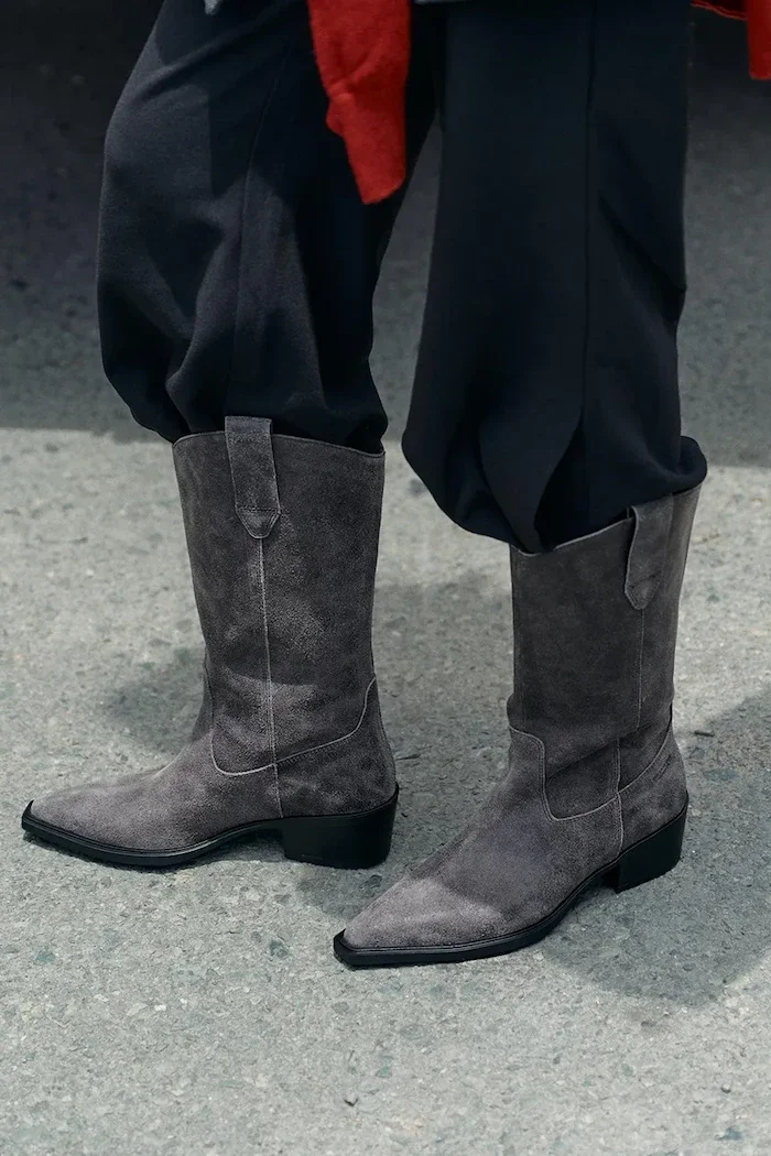 Vagabond Shoemakers каубойски ботуши с дебел ток дамски от кожа KELSEY сиви 6110-007-21
