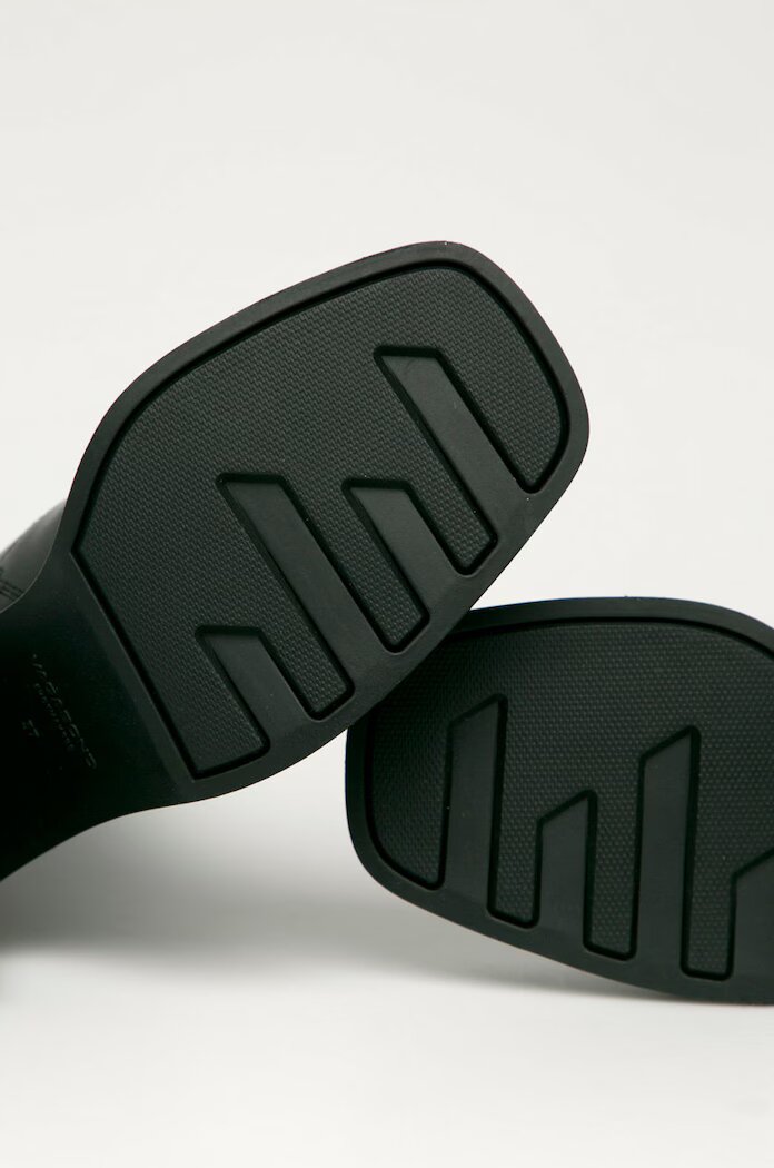 Vagabond Shoemakers Кожени боти Brooke