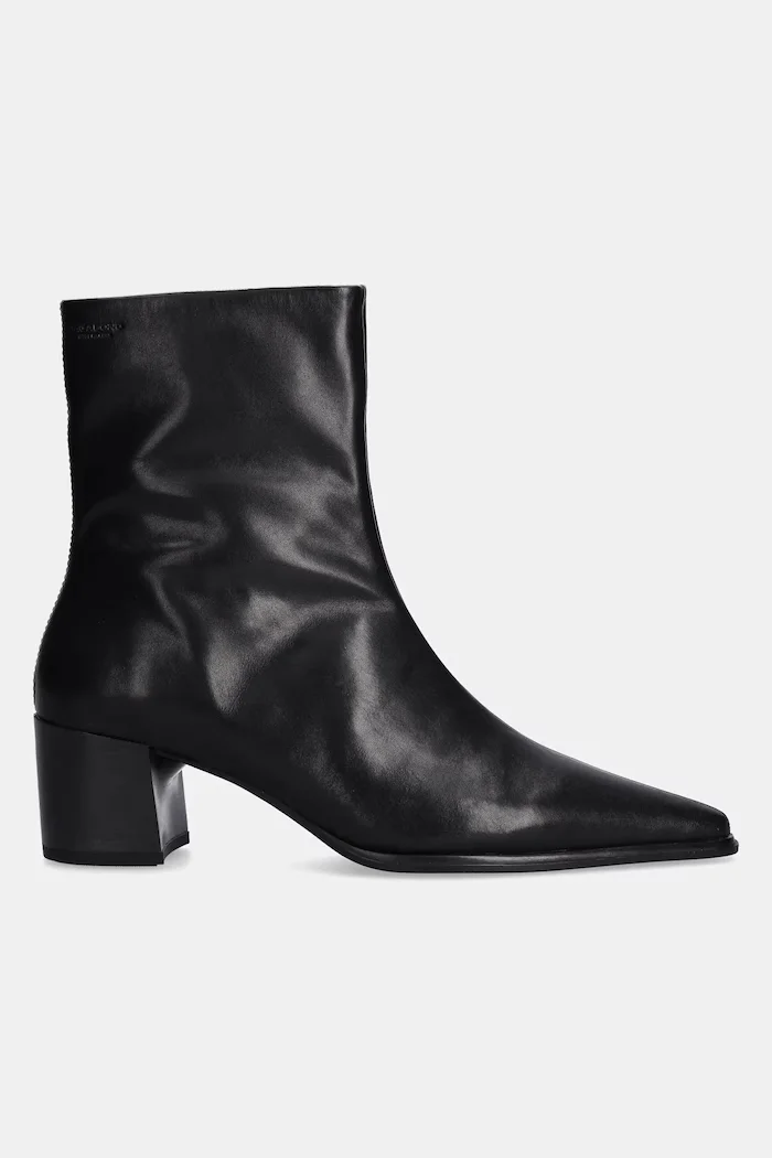 Vagabond Shoemakers Кожени боти GISELLE в черно с дебел ток 5854-001-20