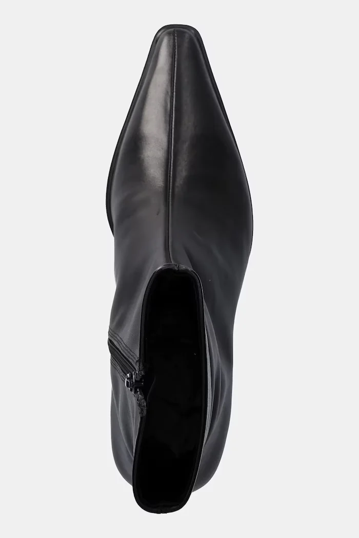 Vagabond Shoemakers Кожени боти GISELLE в черно с дебел ток 5854-001-20