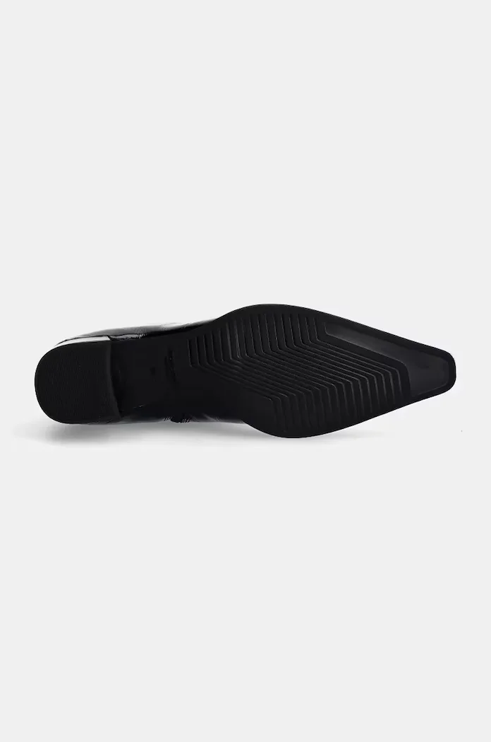 Vagabond Shoemakers Кожени боти GISELLE в черно с дебел ток 5854-060-20