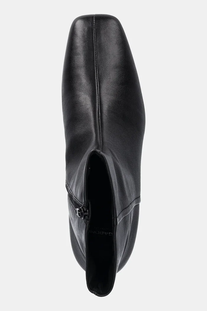Vagabond Shoemakers Кожени боти MONA в черно с равна подметка 5955-001-20