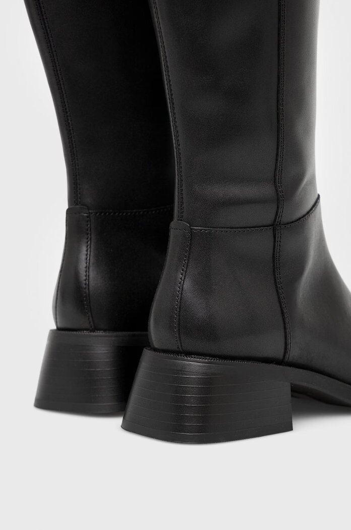 Vagabond Shoemakers Кожени ботуши Blanca в черно с висок ток