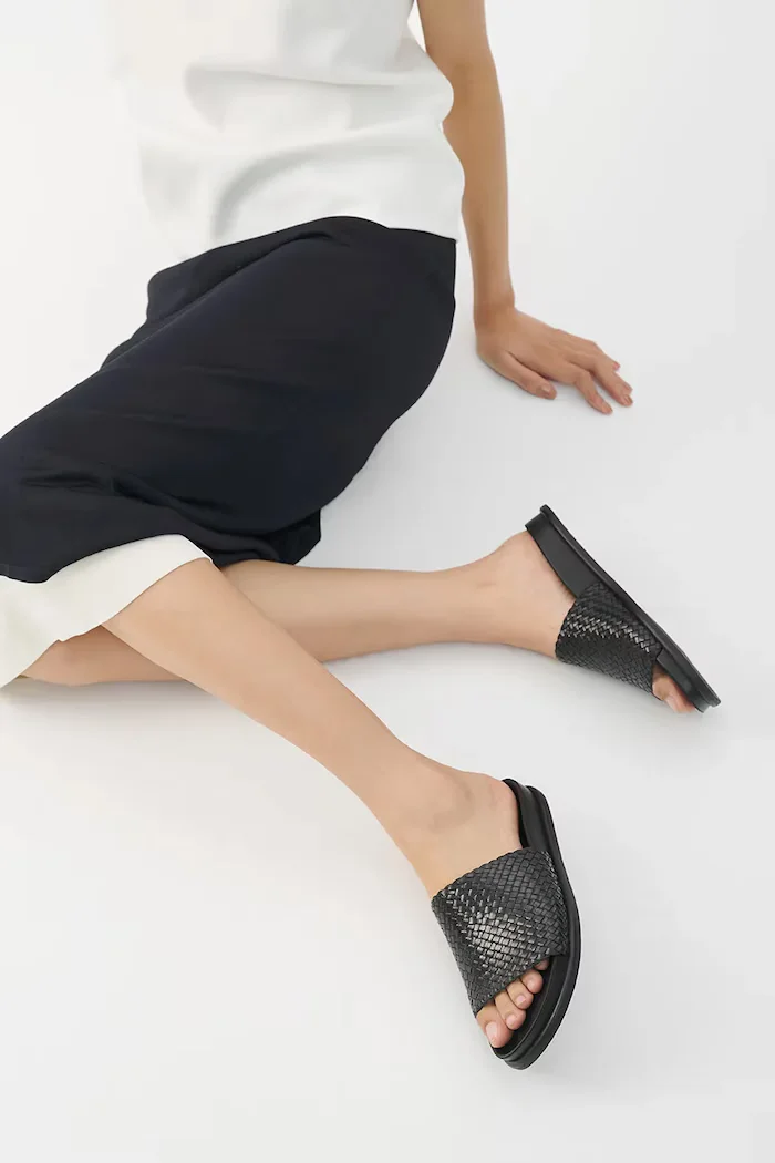 Vagabond Shoemakers Кожени чехли EFFIE в черно 5922-125-20