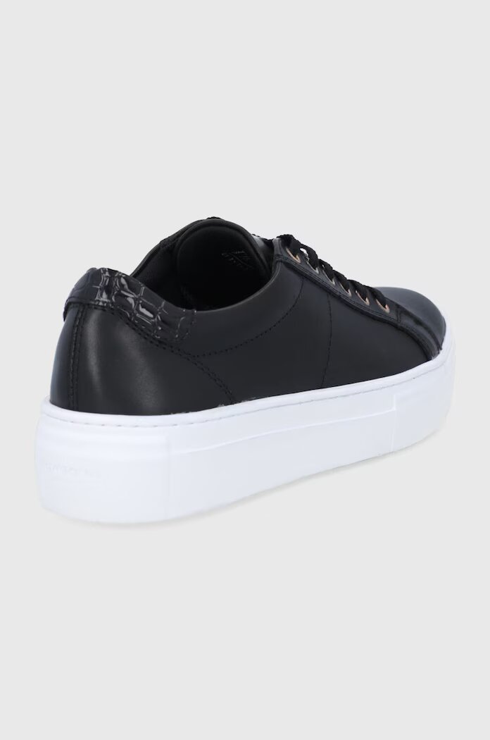 Vagabond Shoemakers Кожени обувки Zoe Platform в черно