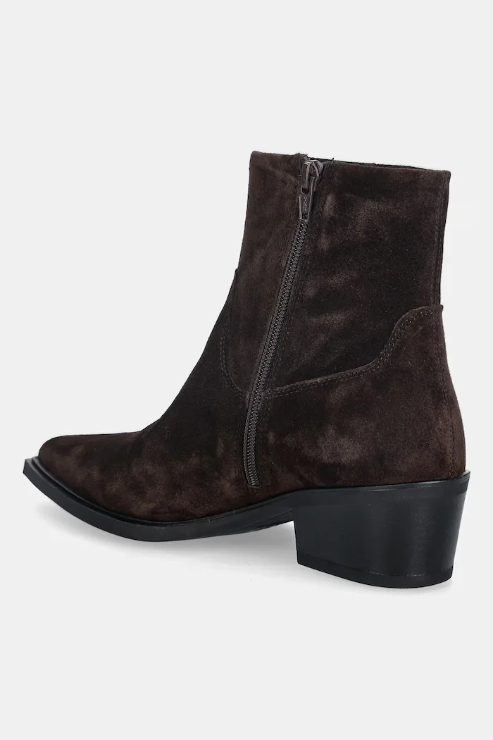 Vagabond Shoemakers Велурени боти KELSEY в кафяво с дебел ток 5810-140-31