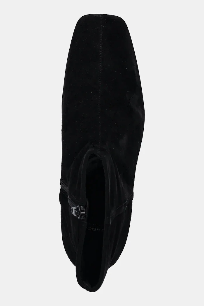 Vagabond Shoemakers Велурени боти MONA в черно с равна подметка 5955-040-20