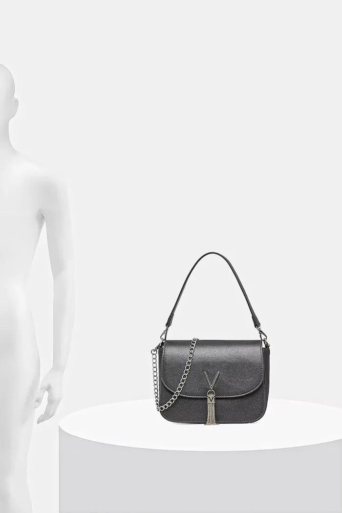 Valentino Bags Чанта в черно VBS1R404G