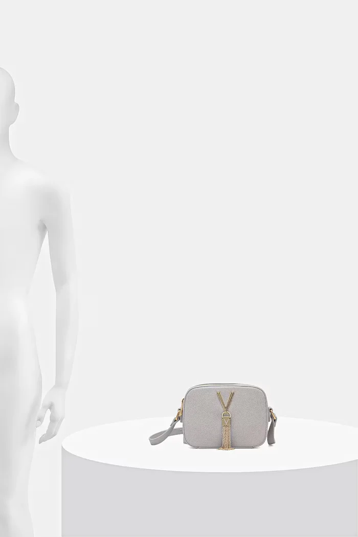 Valentino Bags Чанта в черно VBS1R409G