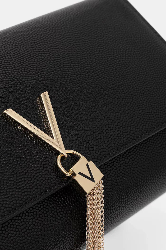 Valentino Bags Клъч в черно VBS1R401G