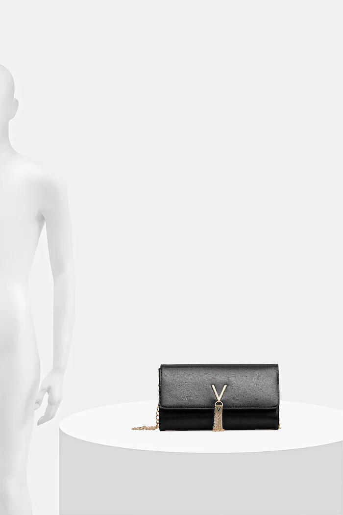 Valentino Bags Клъч в черно VBS1R401G