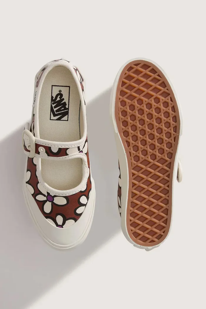 Vans Детски ниски кецове MARY JANE в оранжево VN000CYKFSB1