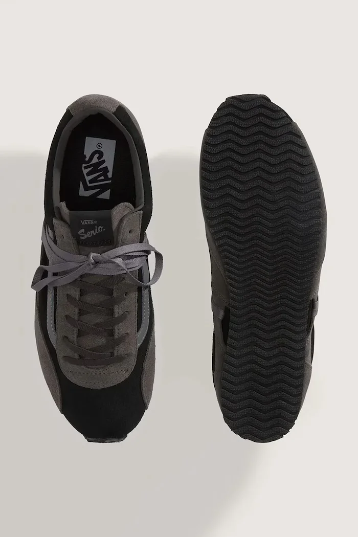 Vans Premium Super Lowpro маратонки от велур черни VN000EHNGAP1