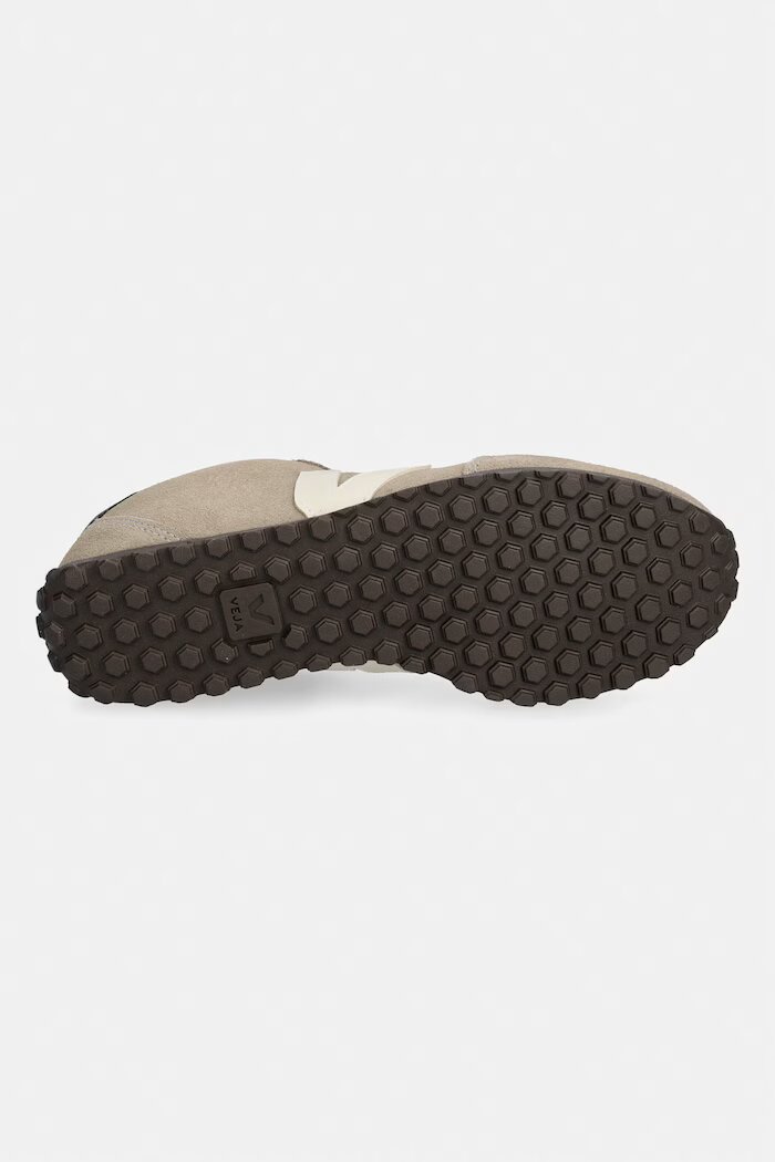 Veja GT SUEDE маратонки дамски от велур бежови AI0321656A