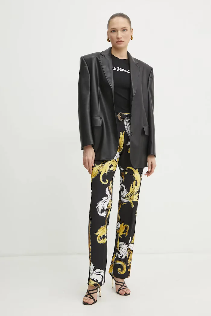 Versace Jeans Couture Тениска в черно 78HAHC08 CJ02C