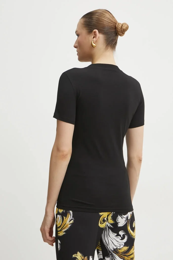 Versace Jeans Couture Тениска в черно 78HAHC08 CJ02C
