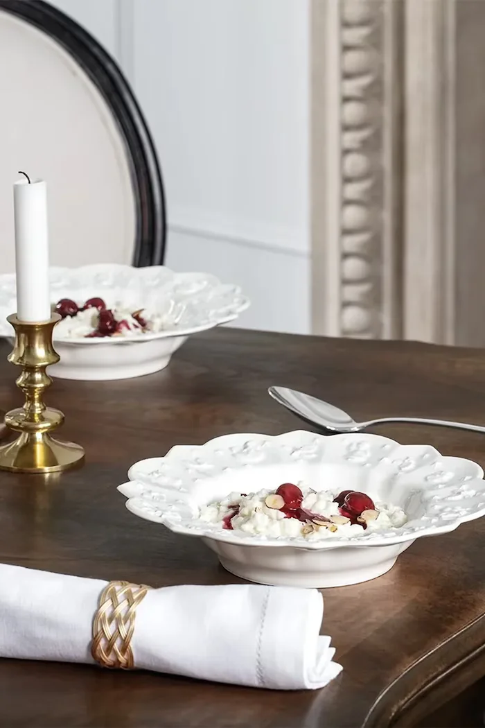 Villeroy & Boch Комплект чинии за 4 човека Toy's Delight Royal Classic (12 броя) в бяло
