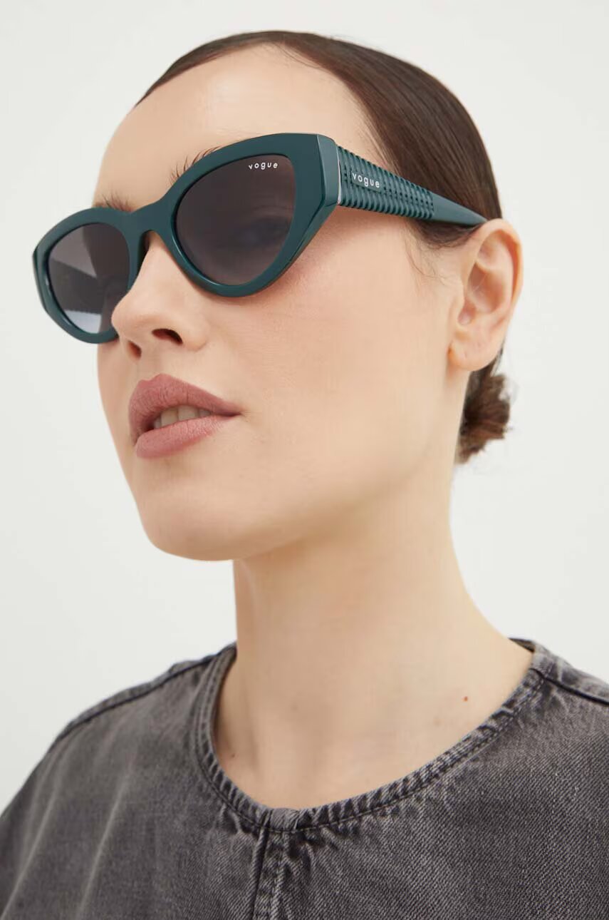 Vogue Слънчеви очила