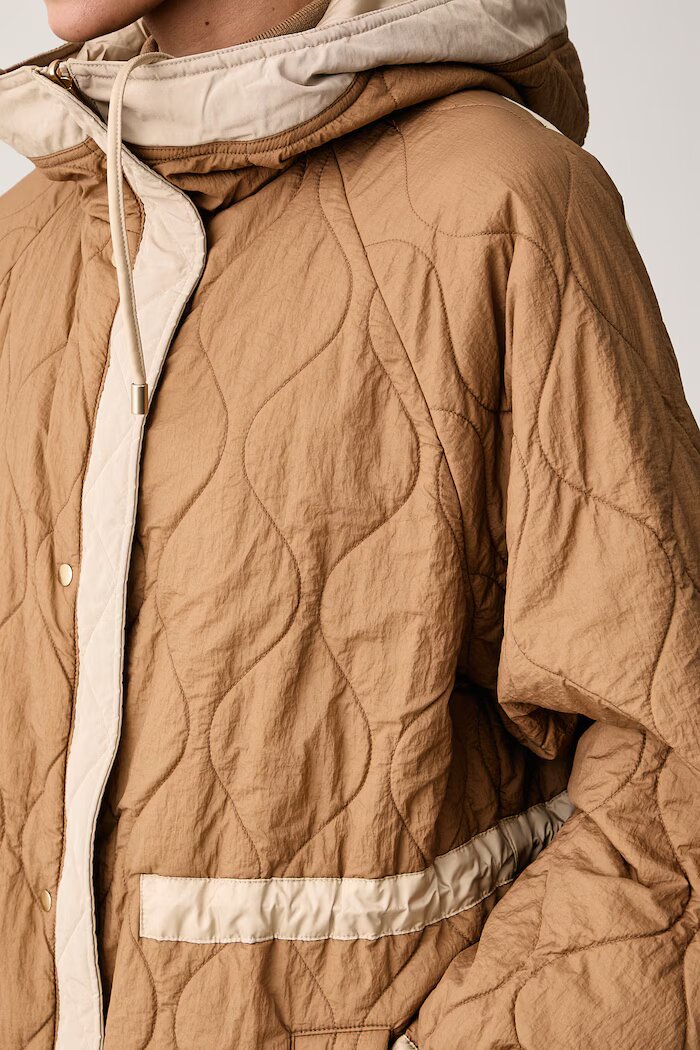 Weekend Max Mara двустранно яке дамско WKDALCAMO бежово 2625496011600