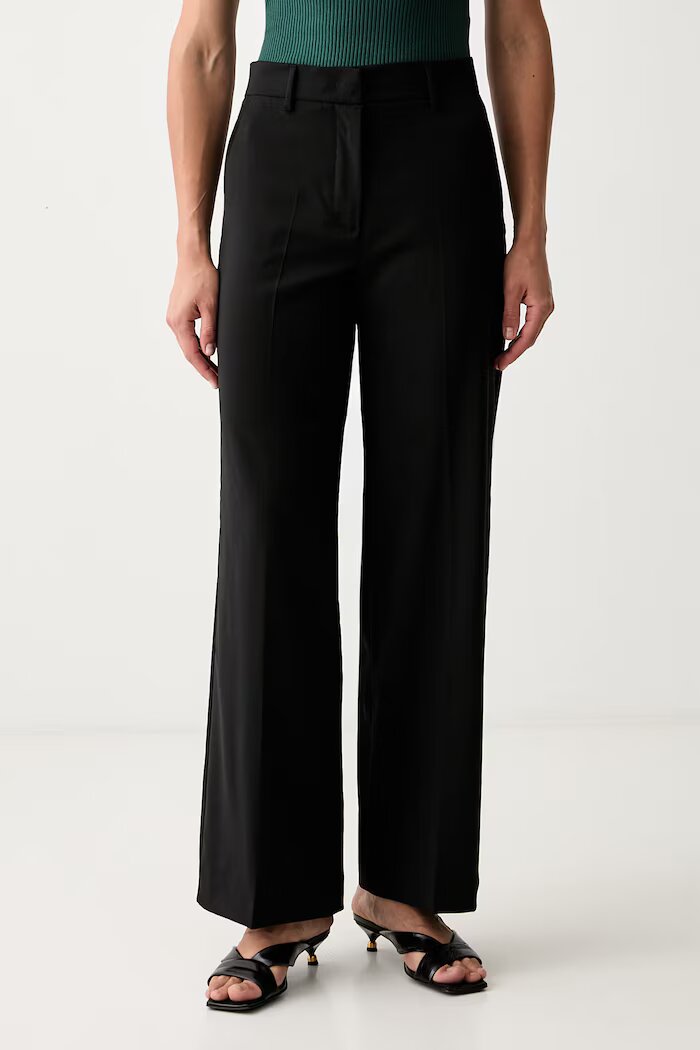 Weekend Max Mara панталон дамски от вълна WKDVISIVO черен с висока талия 2625136061600