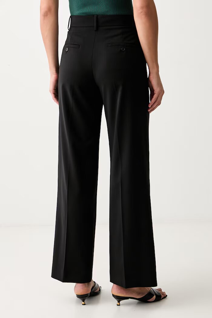 Weekend Max Mara панталон дамски от вълна WKDVISIVO черен с висока талия 2625136061600