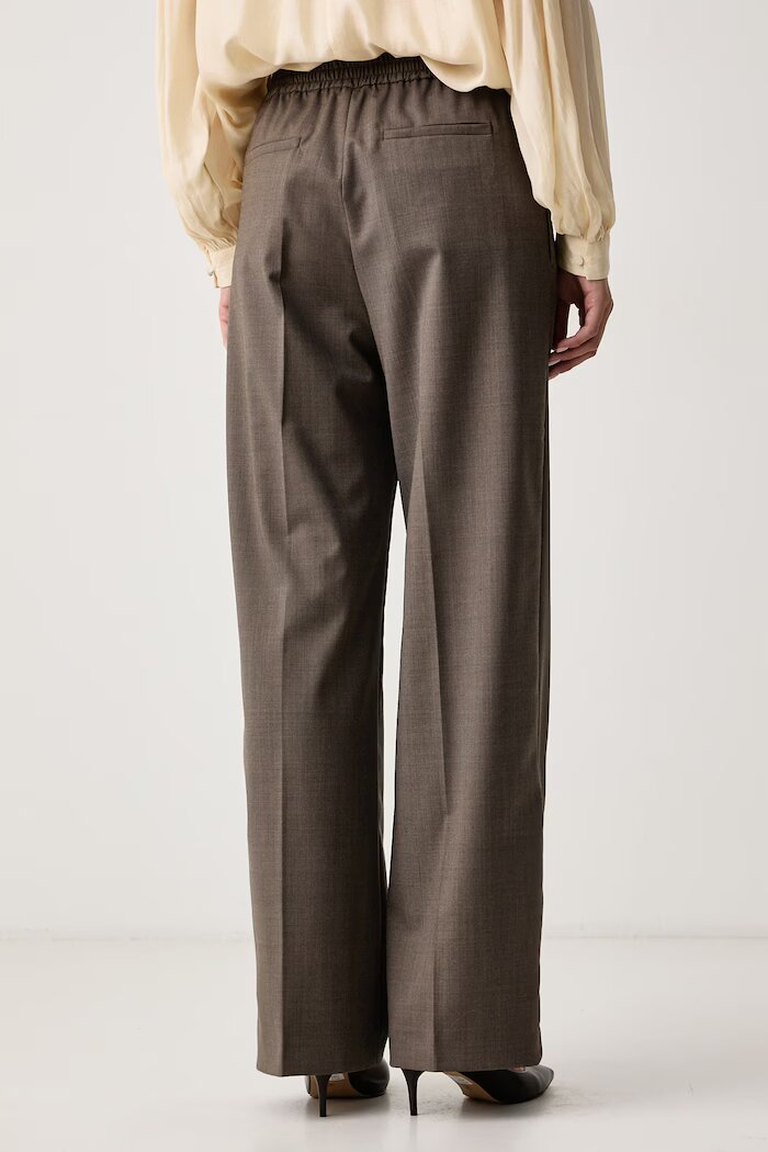 Weekend Max Mara панталон дамски с вълна WKDPETRA кафяв с висока талия 2625136052600