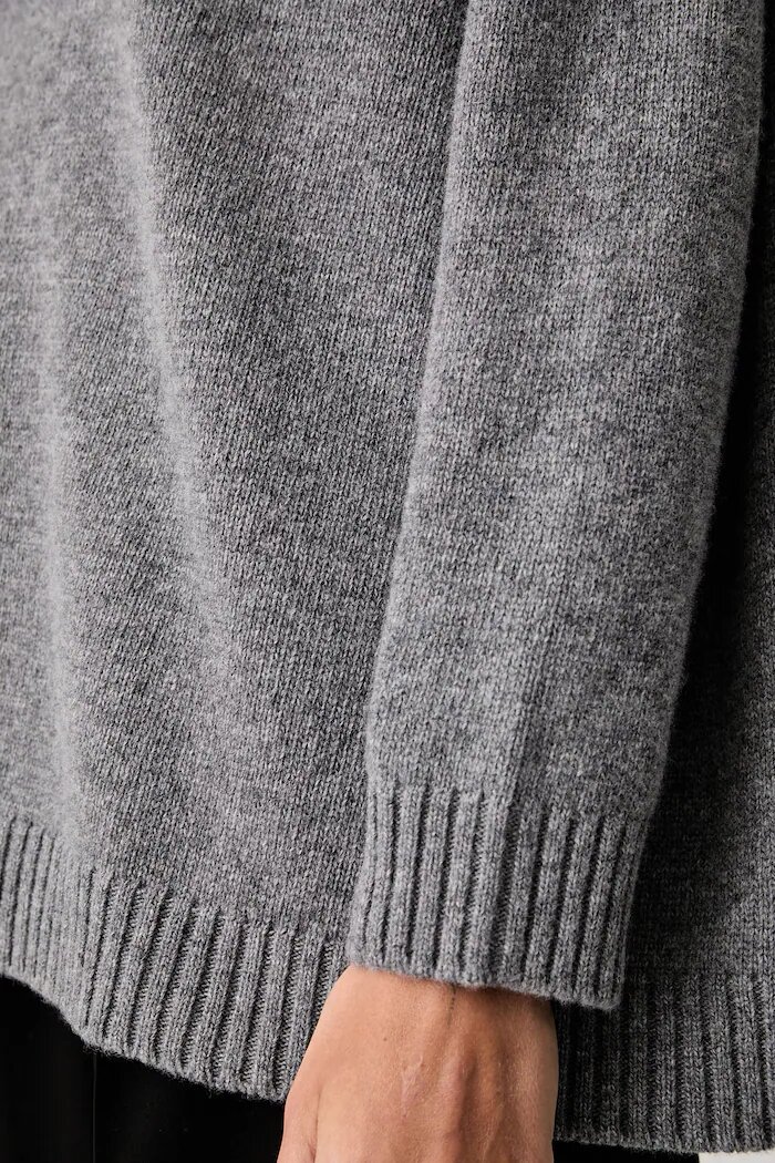 Weekend Max Mara пуловер с ниско поло дамски от вълна WKDBORGIA сив 2625366142600