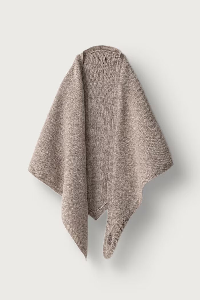 Weekend Max Mara шалче дамско от кашмир WKABOSSO кафяво 2625746015600