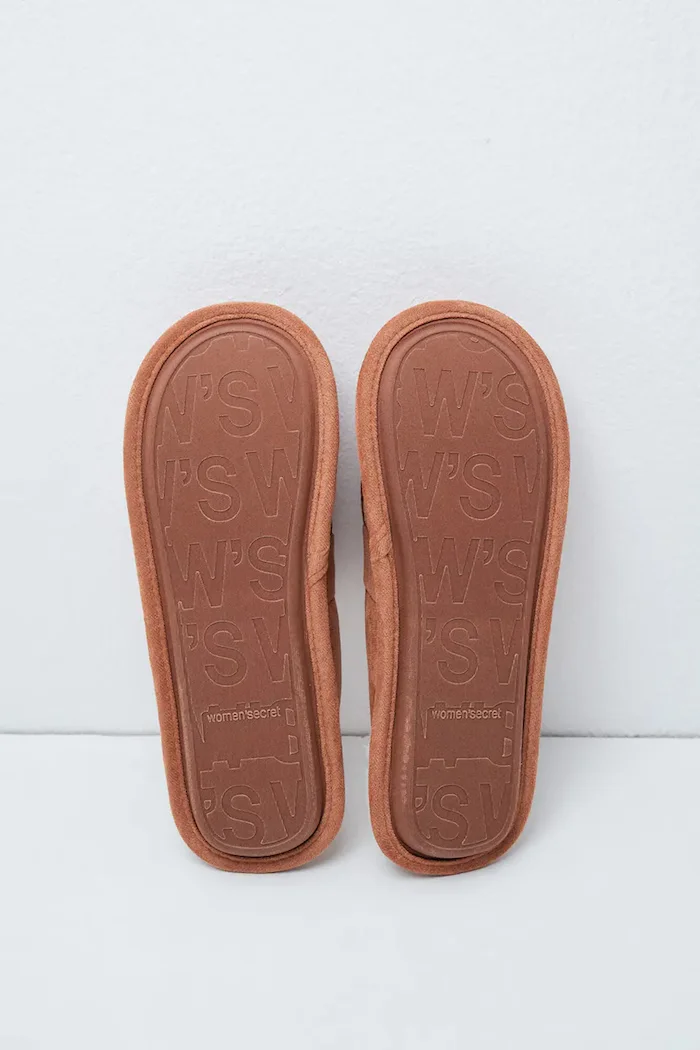 women'secret меки пантофи дамски MMR MOC SLIPRS CAMEL кафяви 4994459