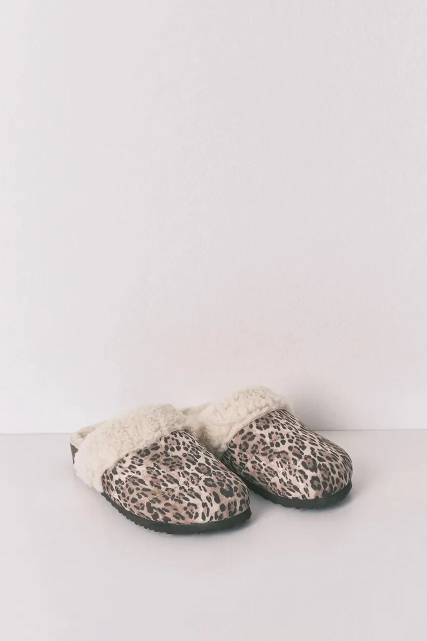 women'secret Пантофи HOMEWEAR ANIMAL PRINT