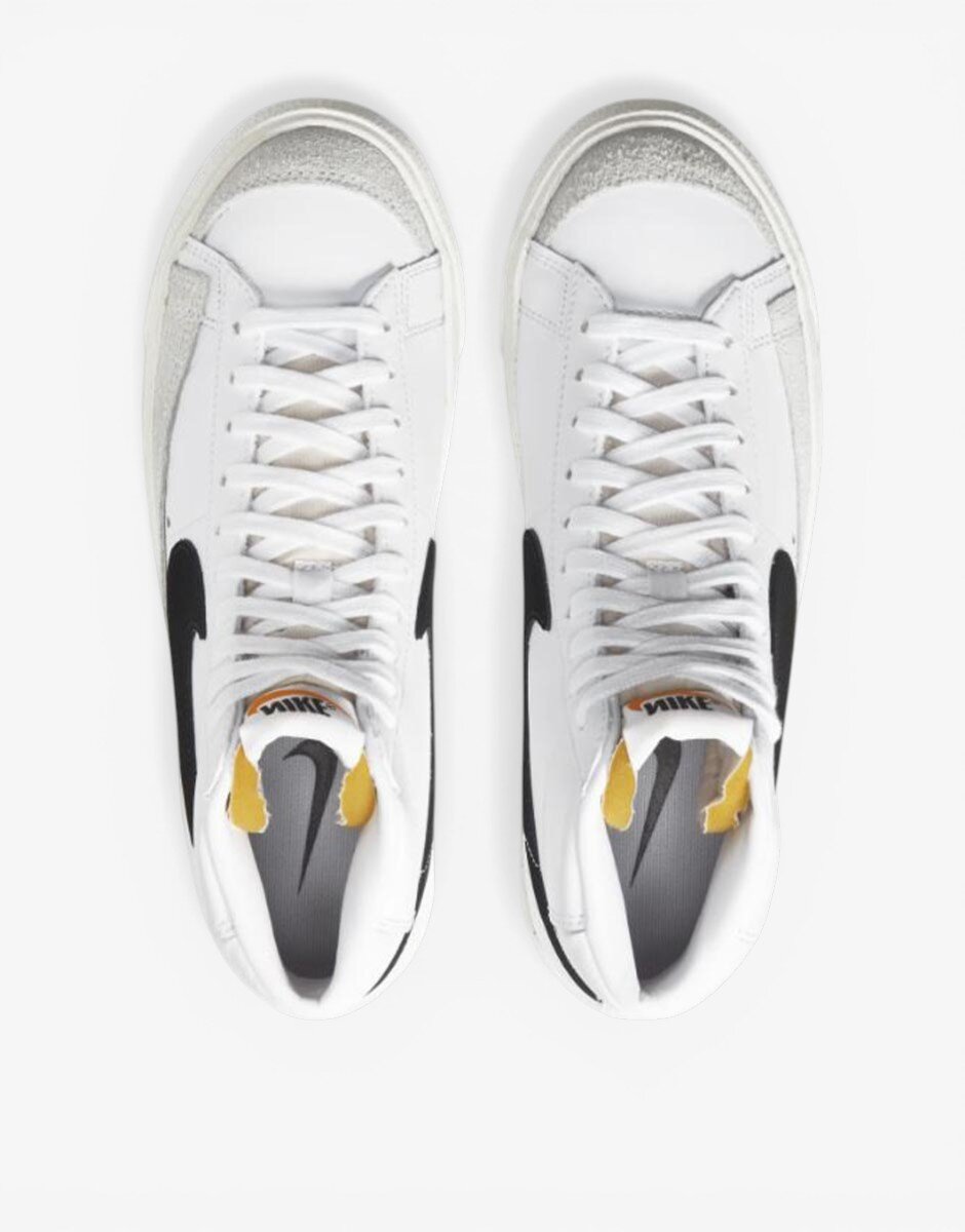 Nike Blazer Mid 77 Shoes White