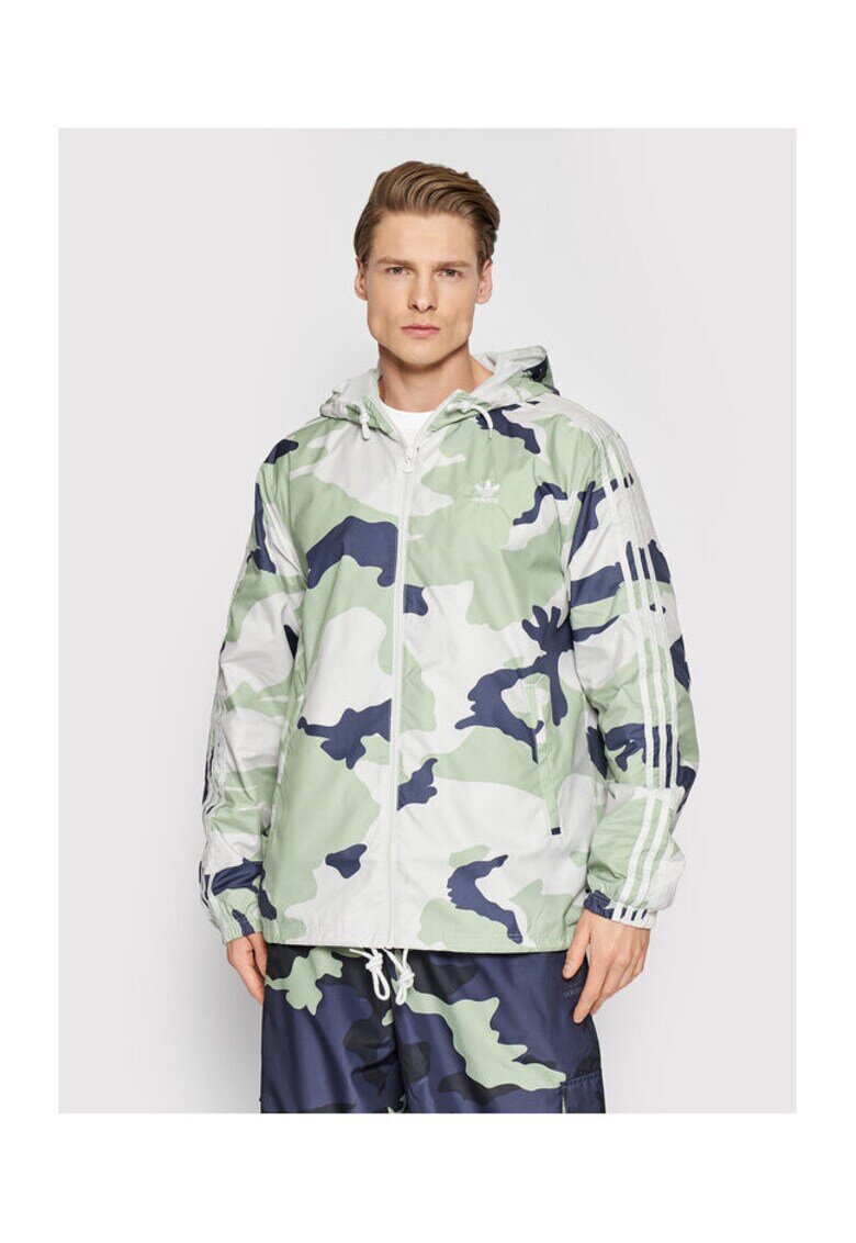 adidas Мъжко преходно яке зелено - лека материя