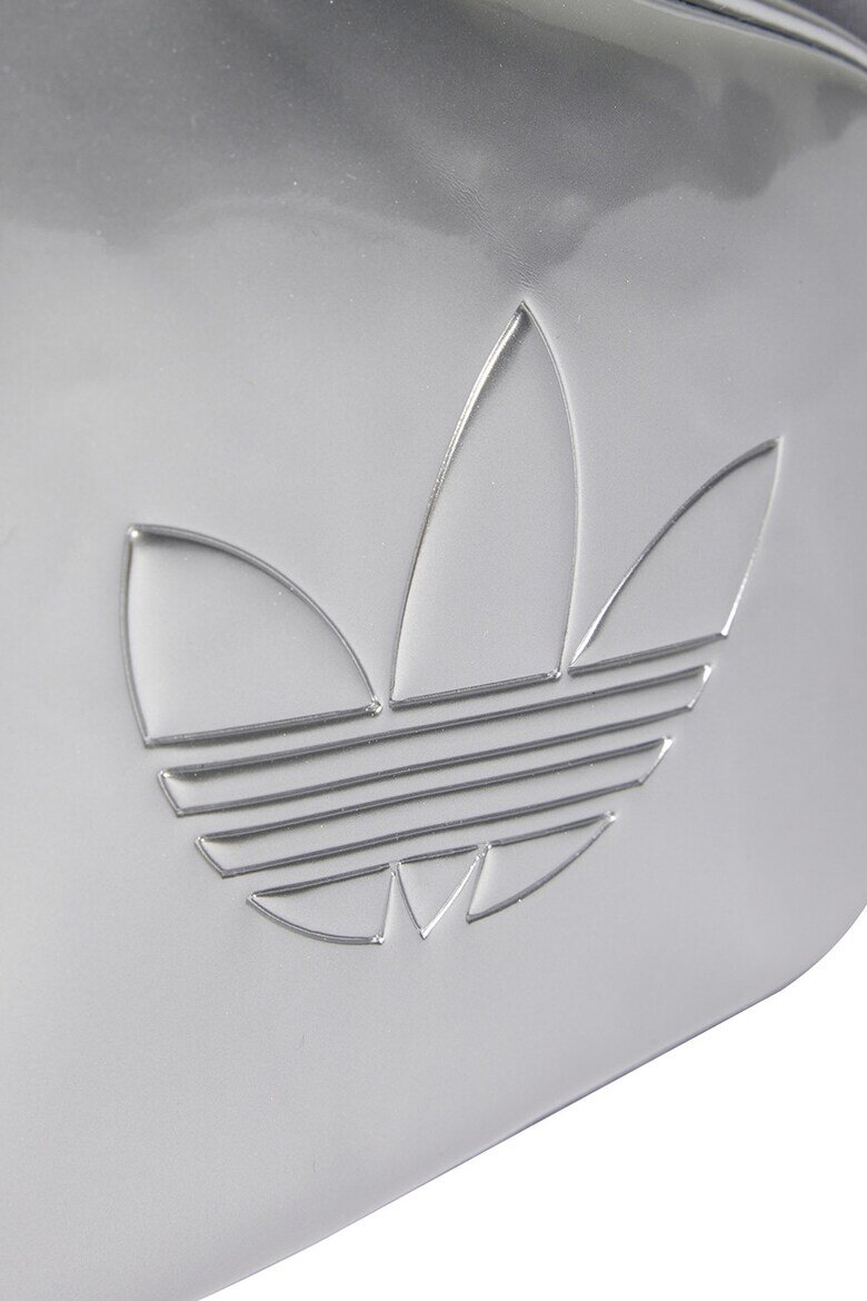 adidas Originals Чанта Mini Airliner от еко кожа с релефно лого Сребрист