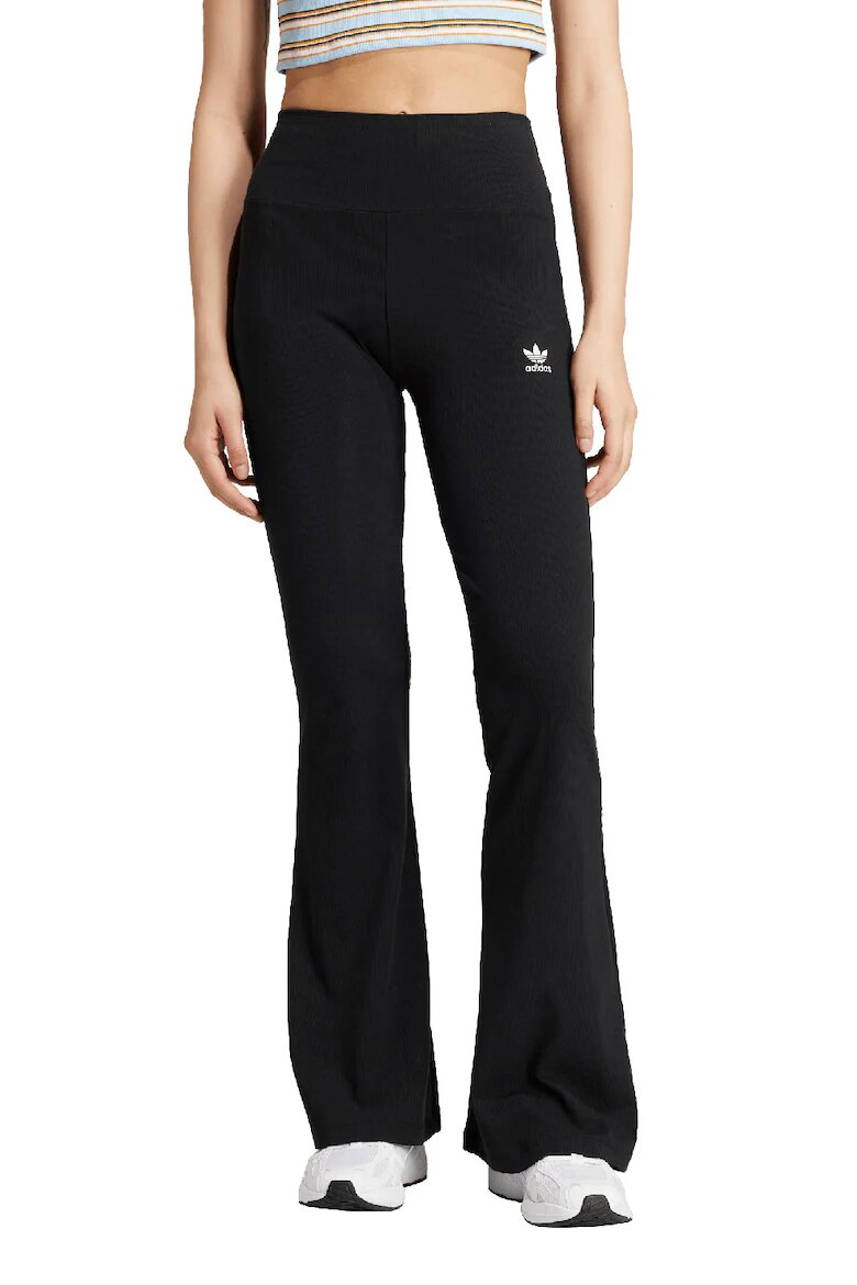 adidas Originals Разкроен клин Essentials Черен